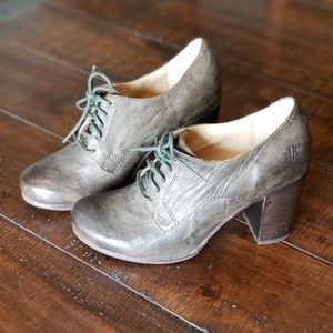 [Frye] Carson Oxford Heel in Brown / Olive